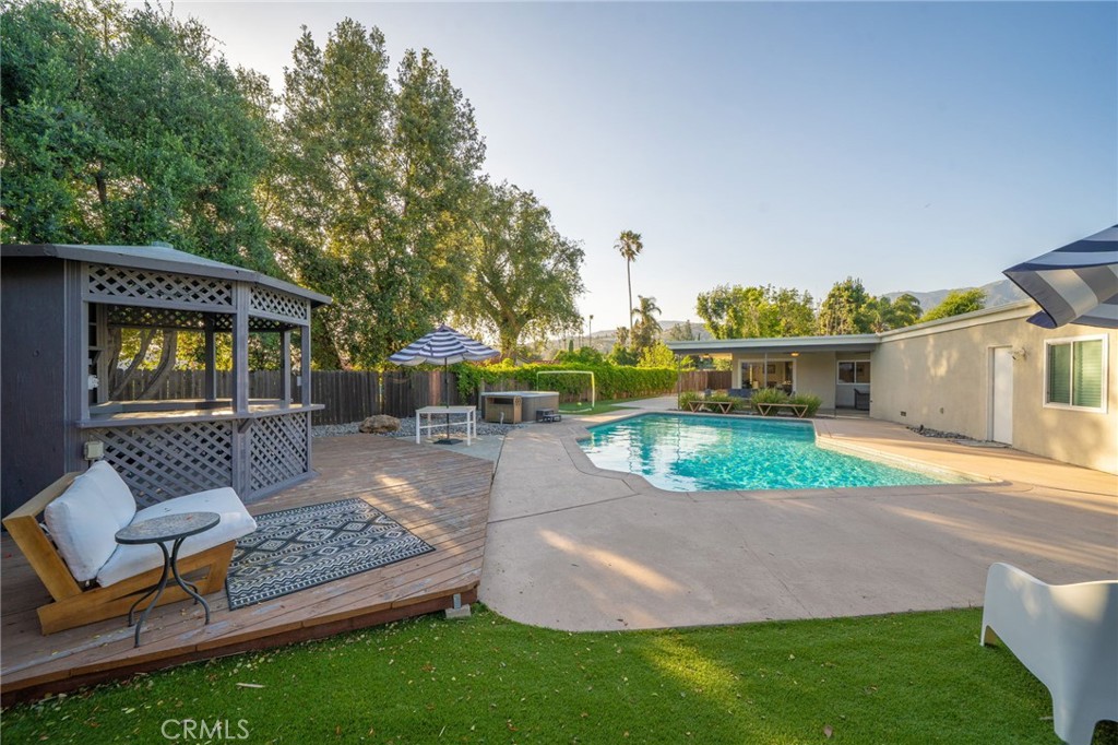 Property photo 43