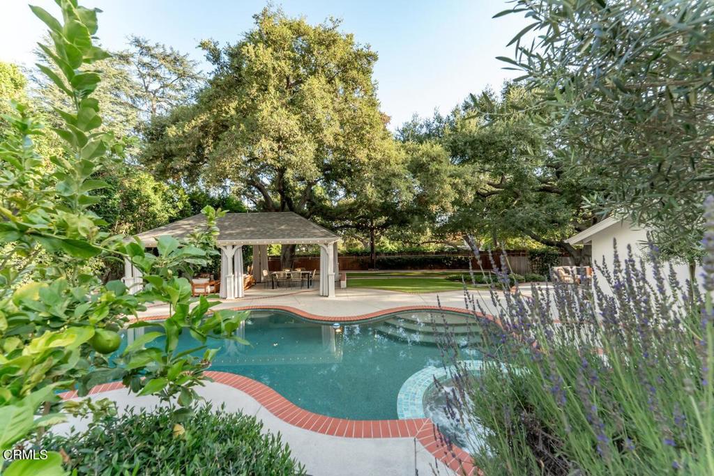 Property photo 46