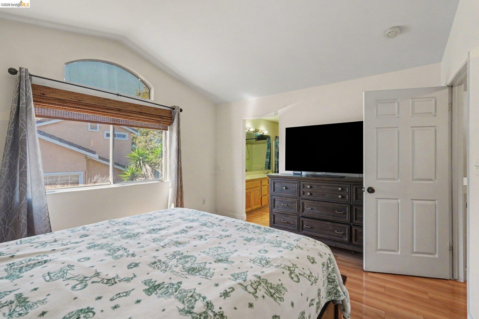 Property photo 24