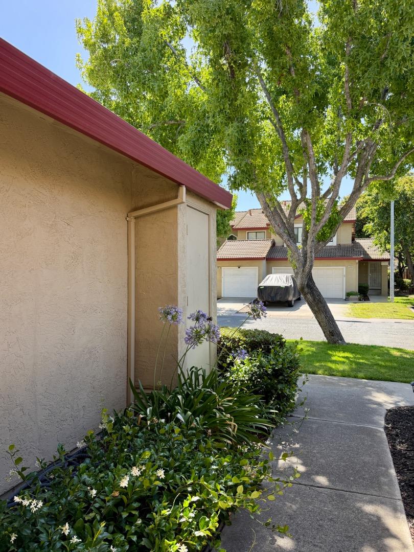 Property photo 32