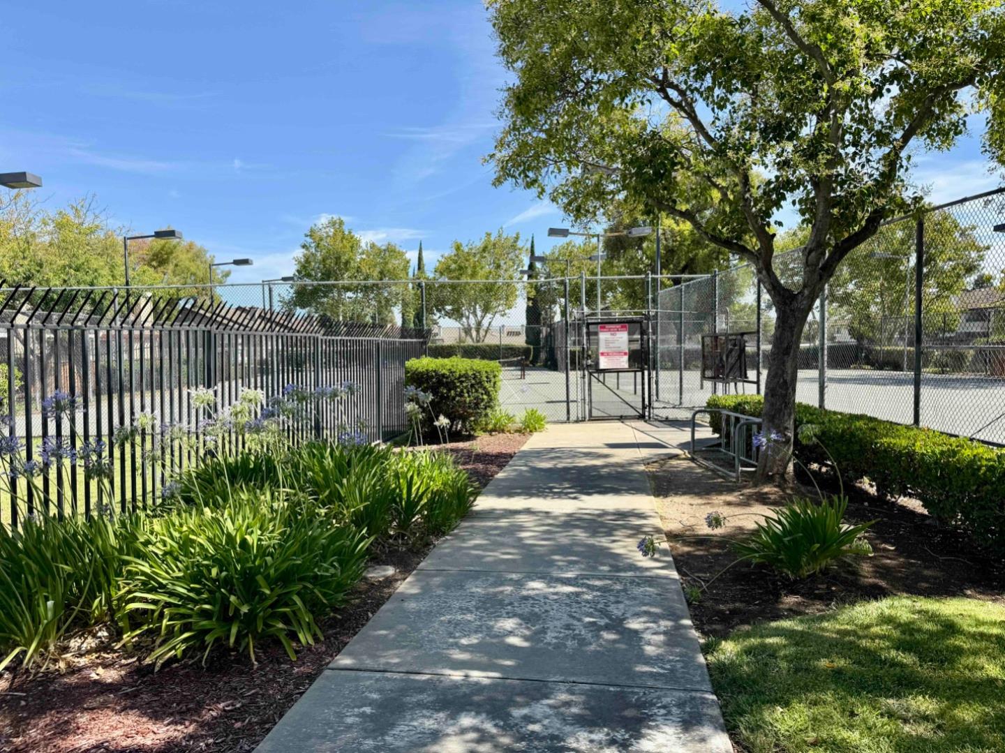 Property photo 38