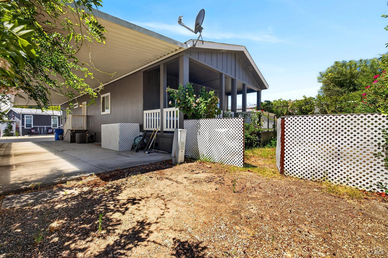 Property photo 33