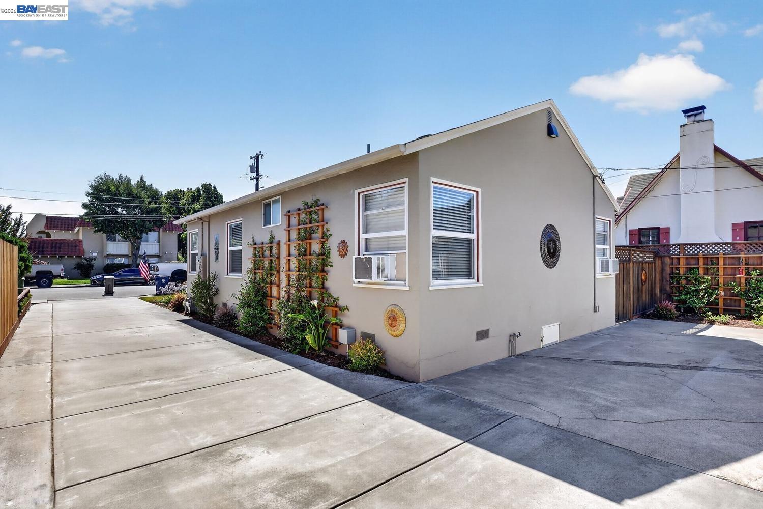 Property photo 37