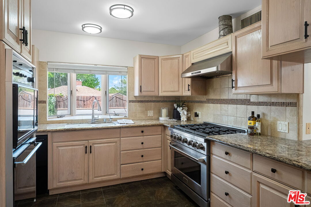 Property photo 22