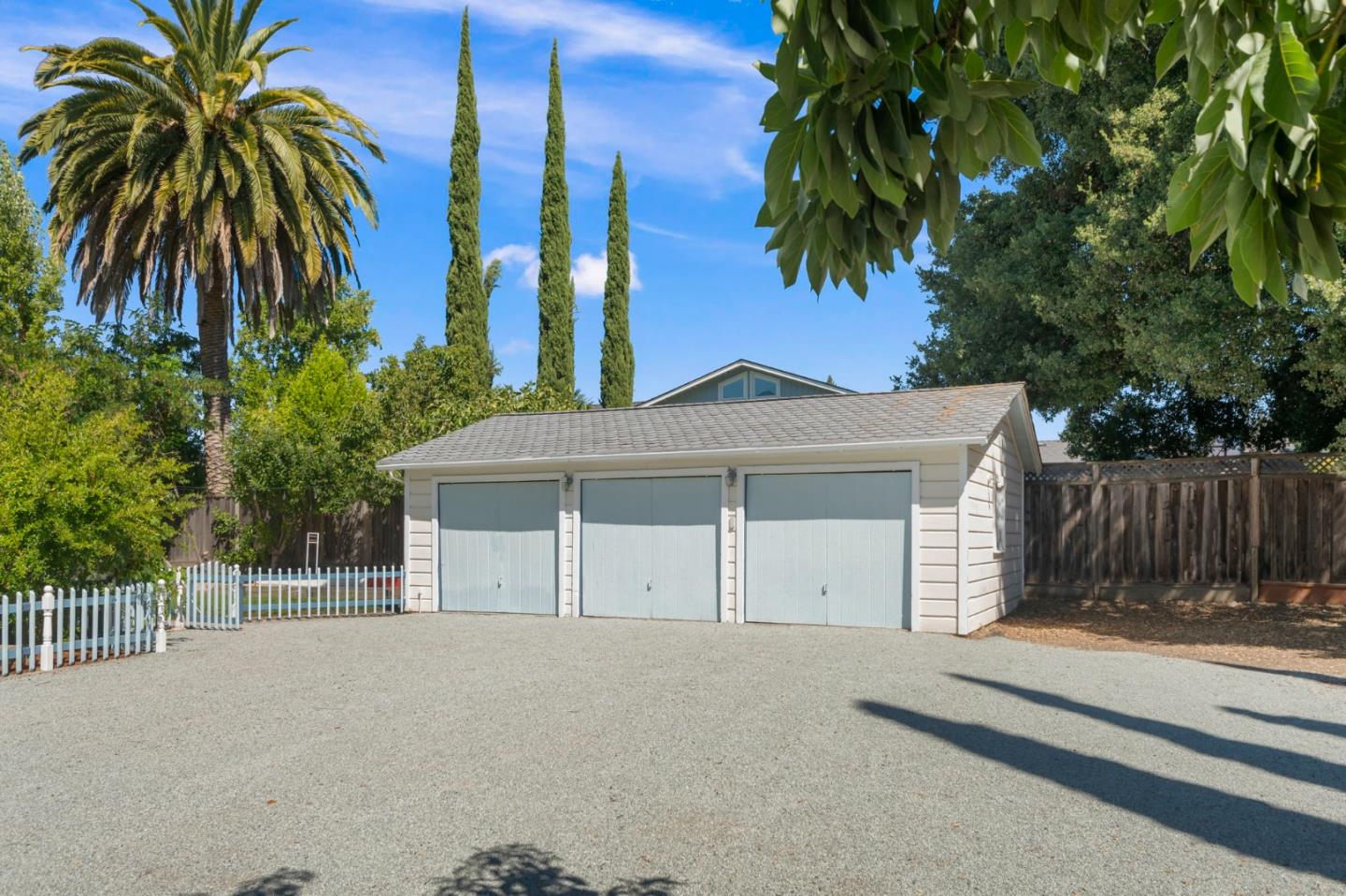 Property photo 46
