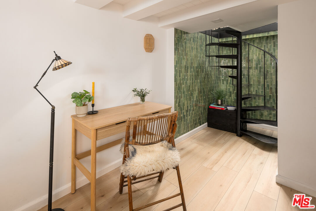 Property photo 31