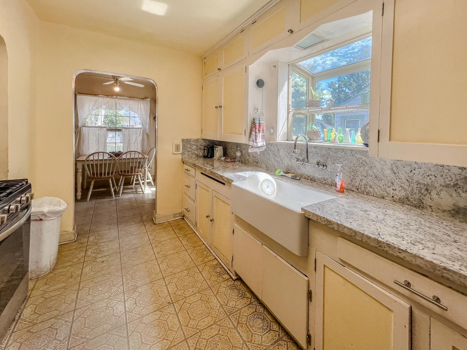 Property photo 35