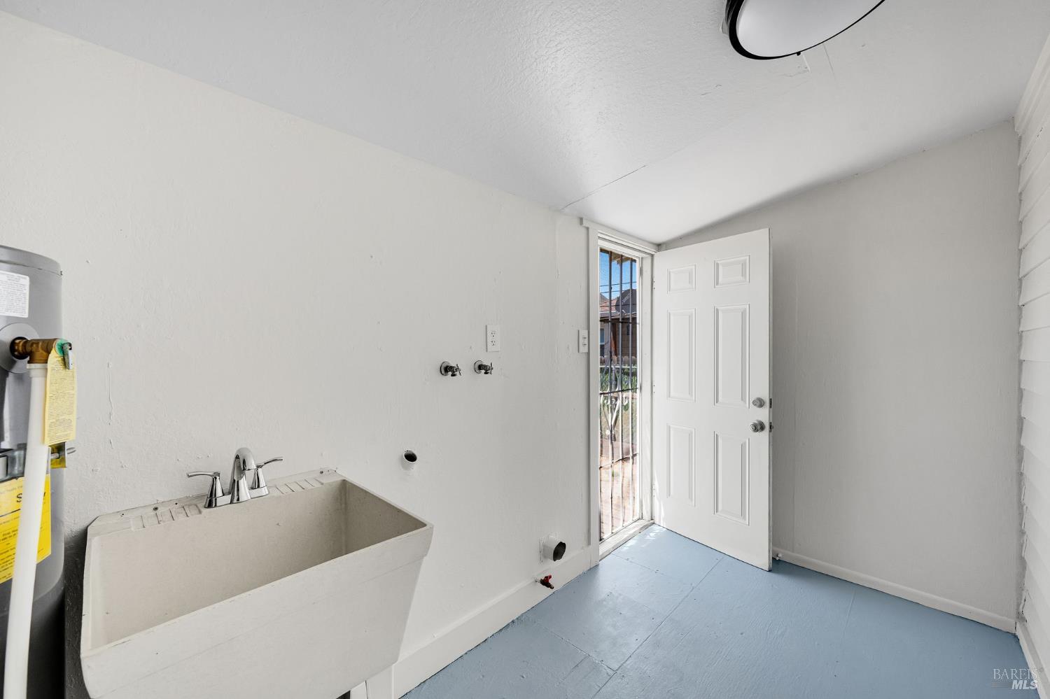Property photo 24