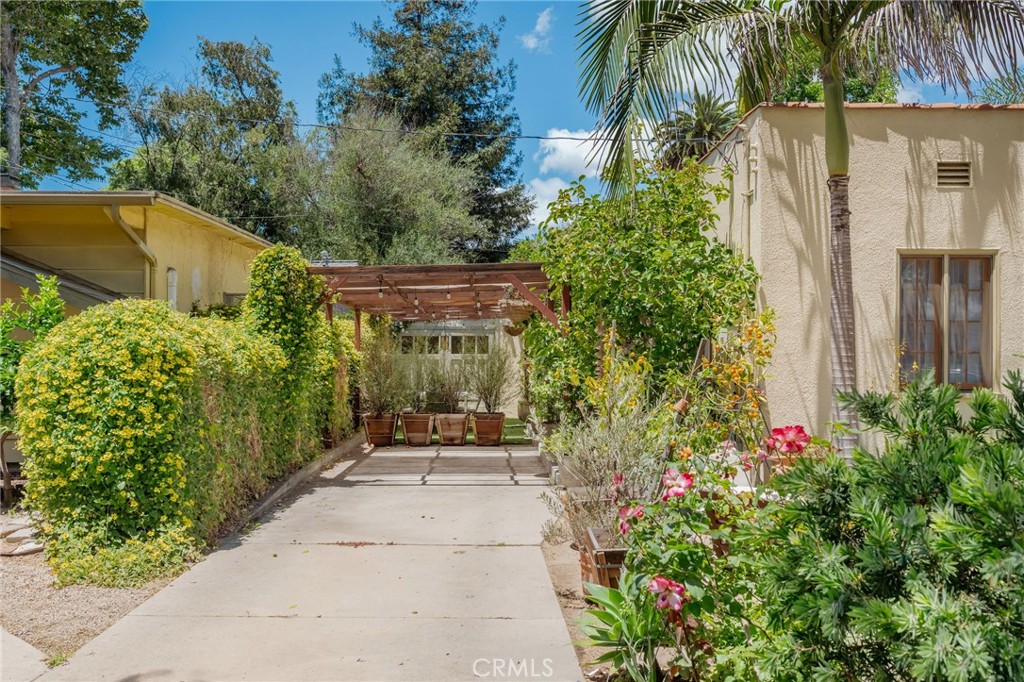 Property photo 40