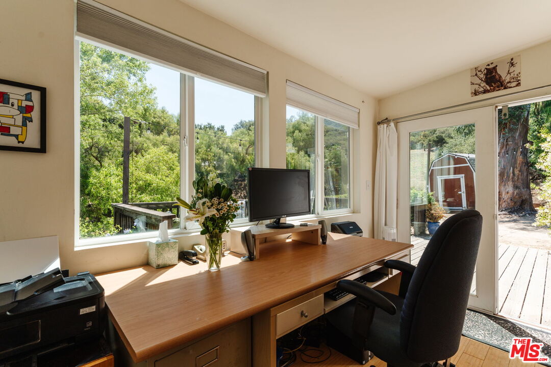 Property photo 35