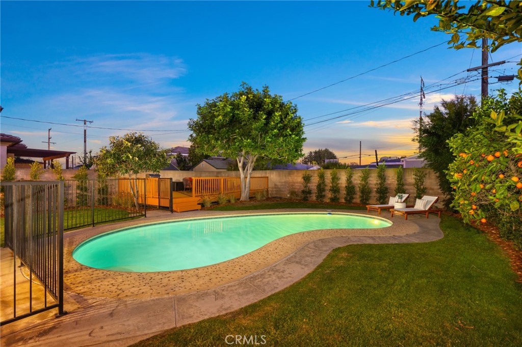Property photo 44