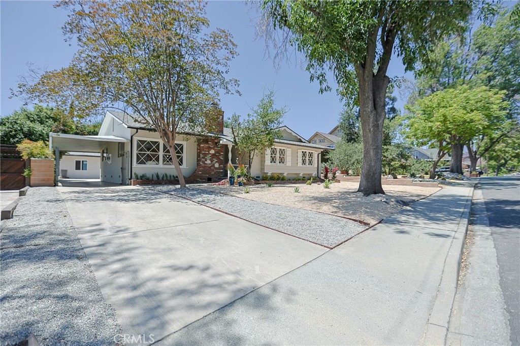 Property photo 44