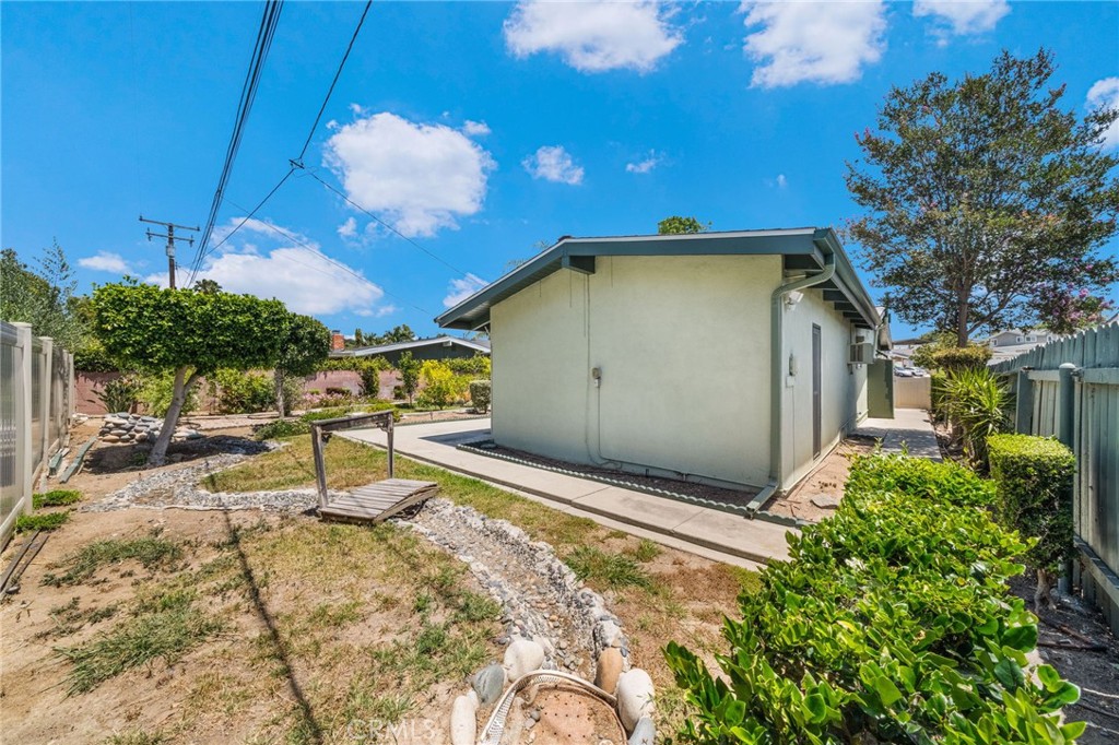Property photo 37