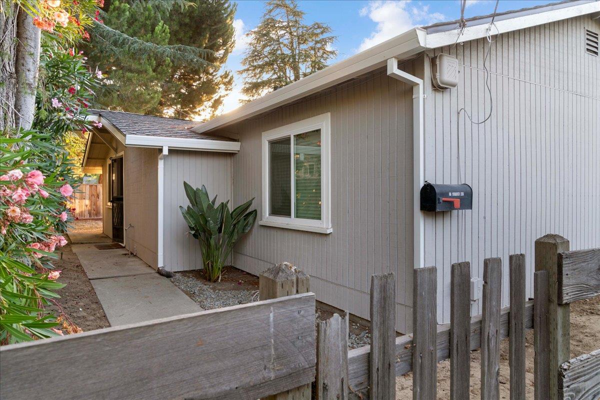 Property photo 24