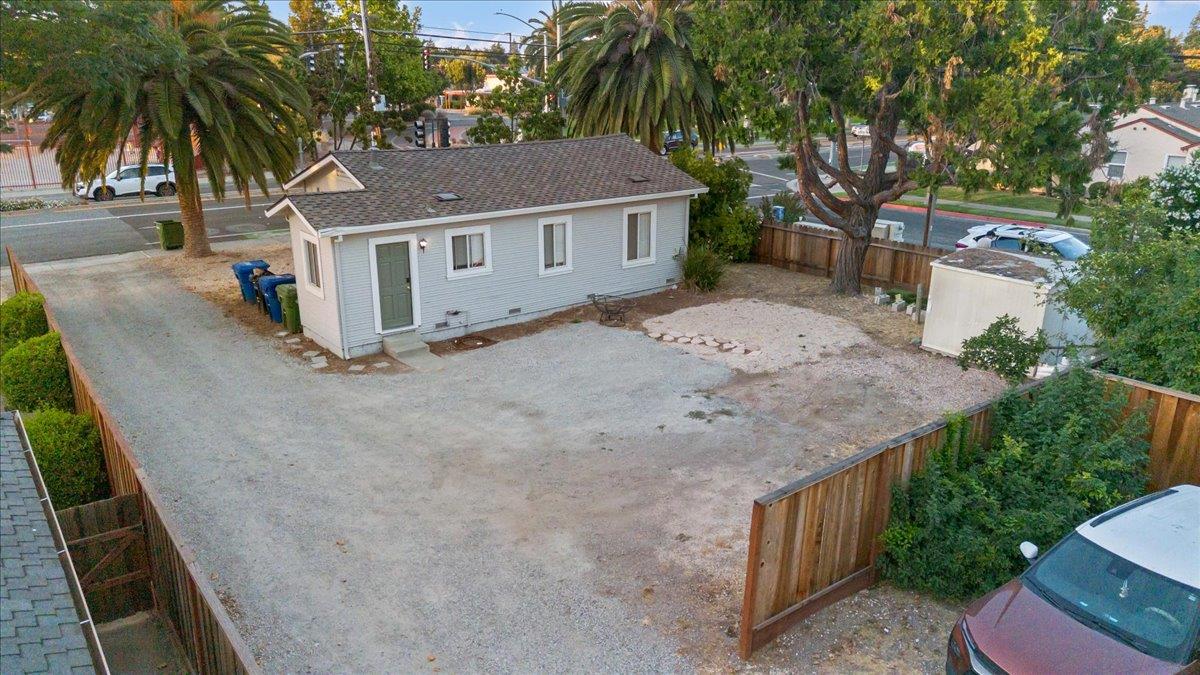 Property photo 31