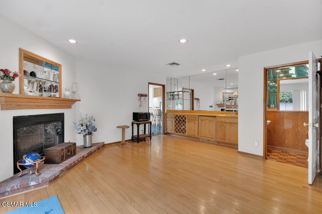 Property photo 33
