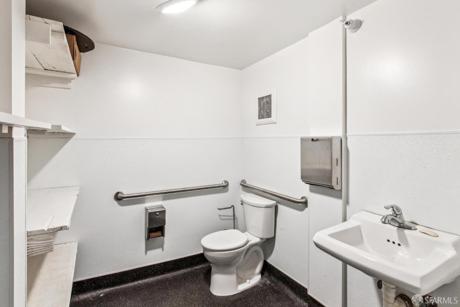 Property photo 28
