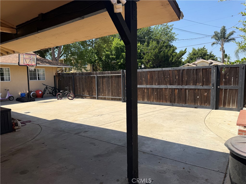 Property photo 17