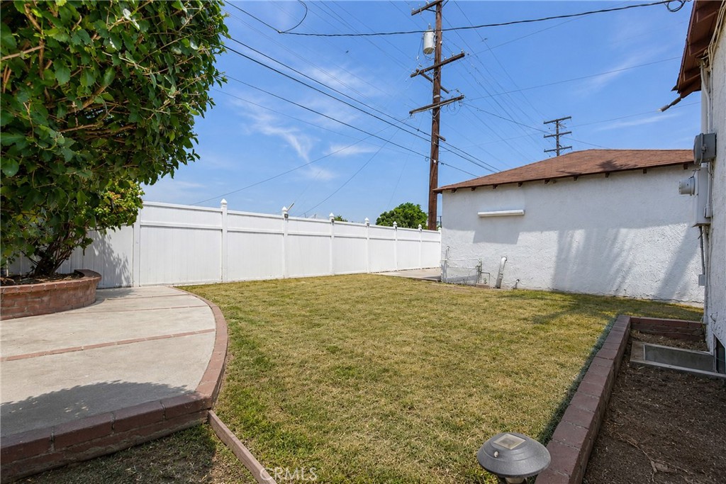 Property photo 40
