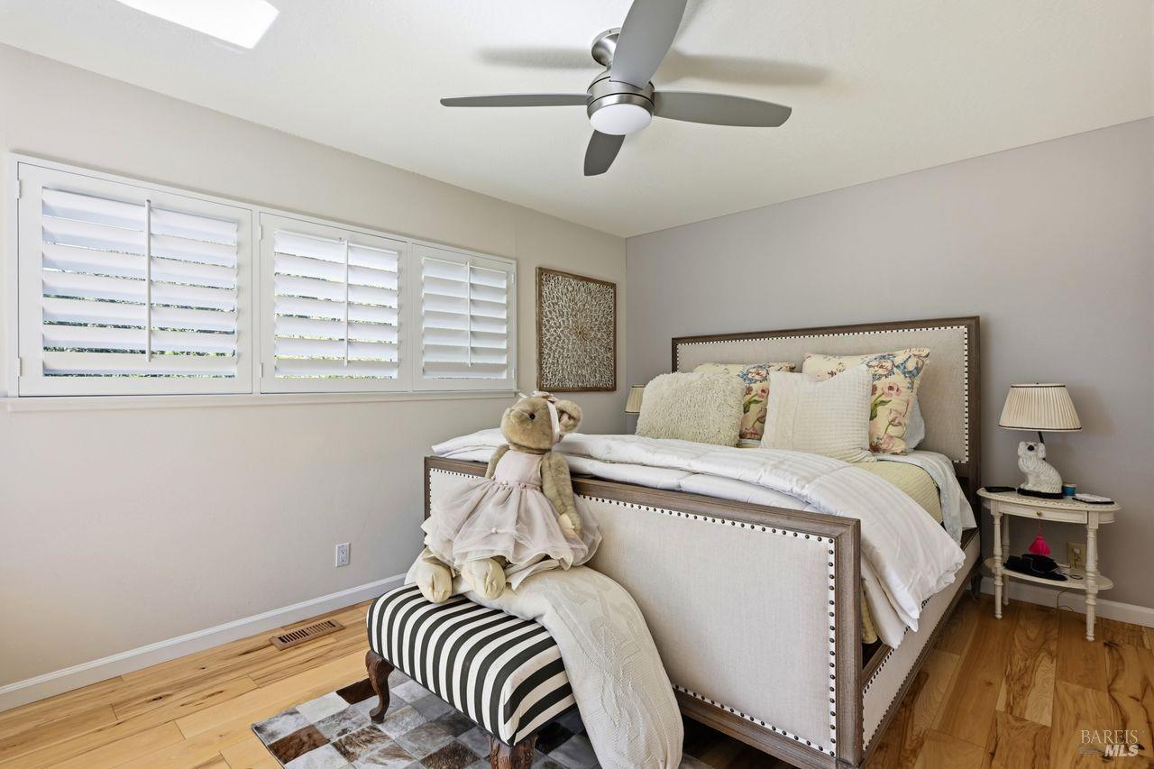 Property photo 24
