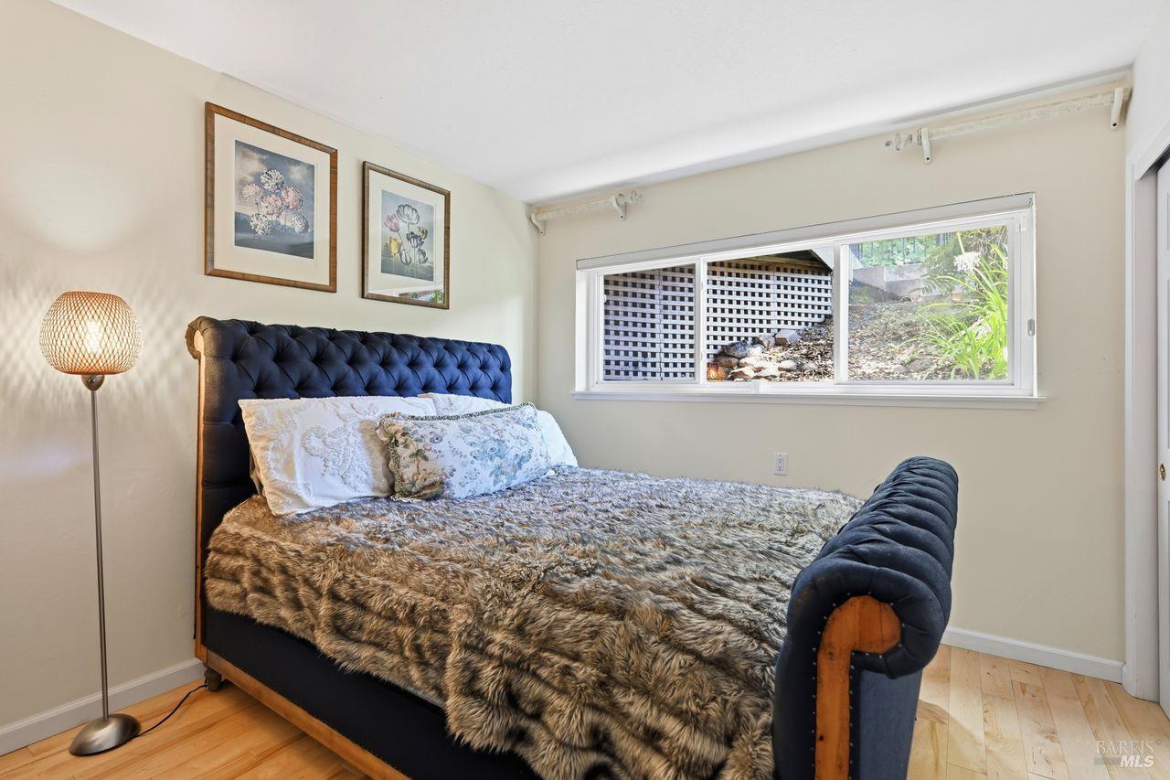 Property photo 25