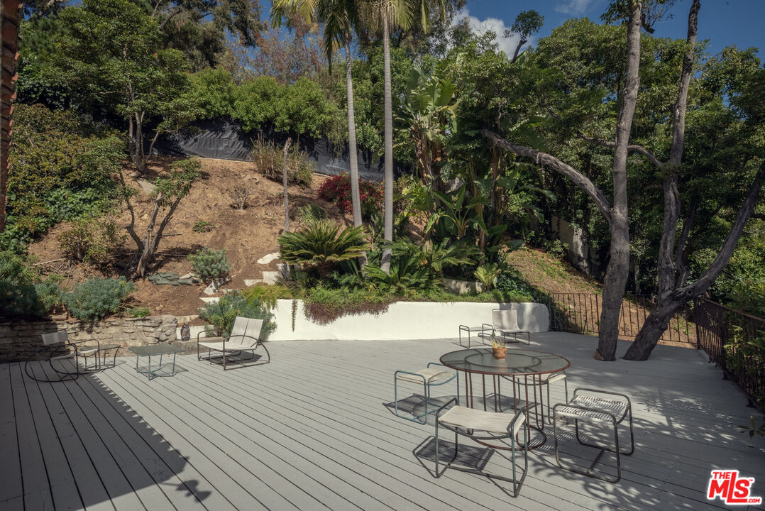 Property photo 37