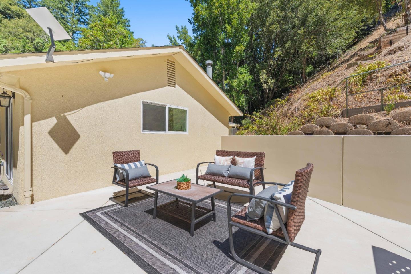 Property photo 28