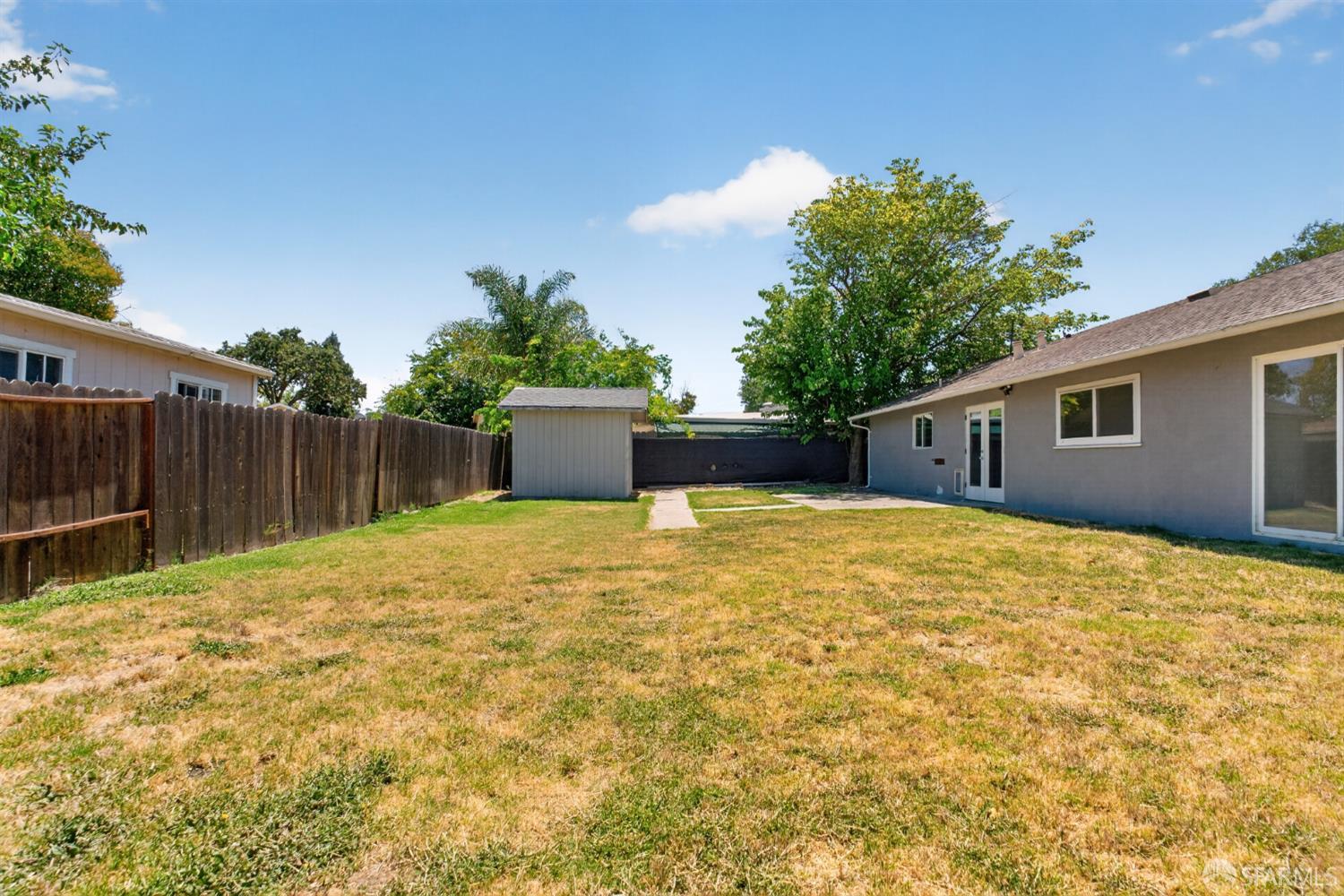 Property photo 32