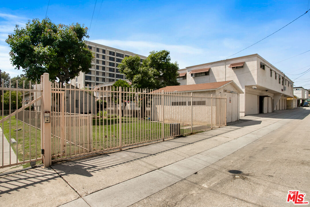 Property photo 39