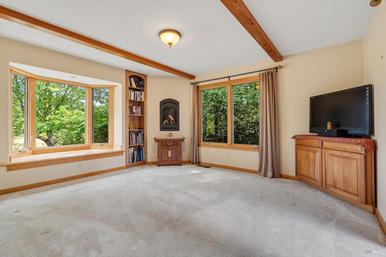 Property photo 33
