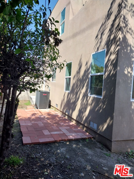 Property photo 25