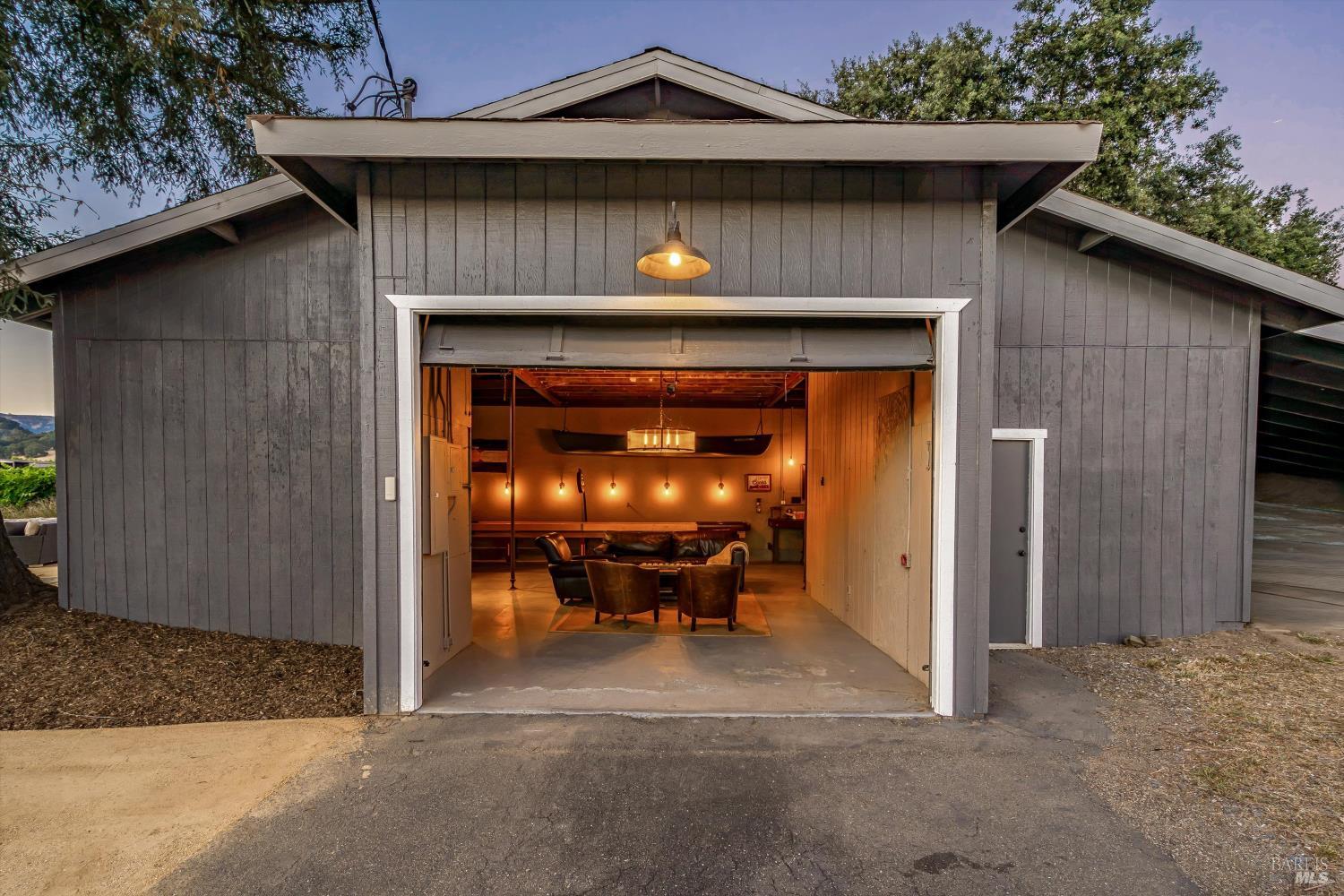 Property photo 35