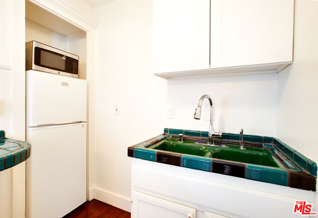 Property photo 44