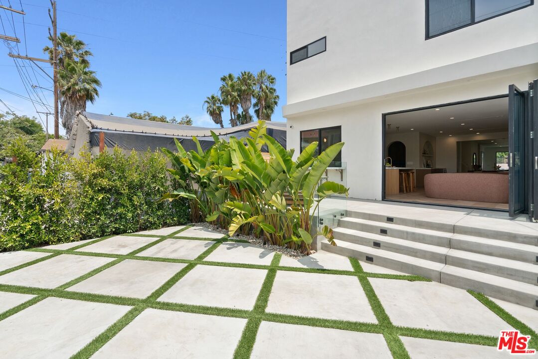 Property photo 31