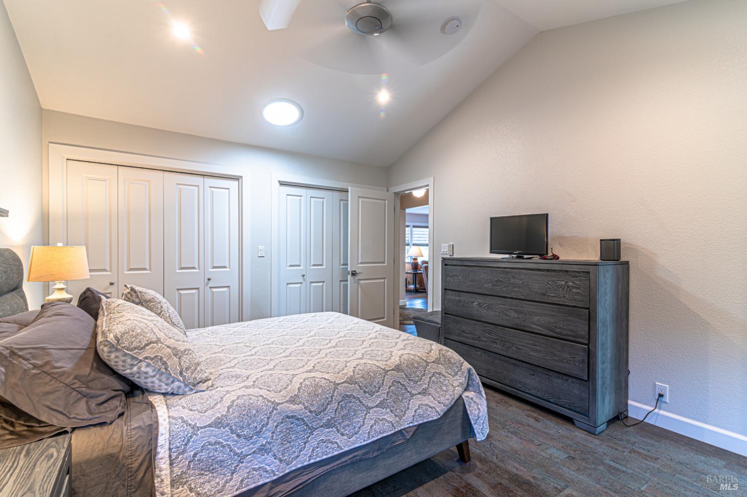 Property photo 35