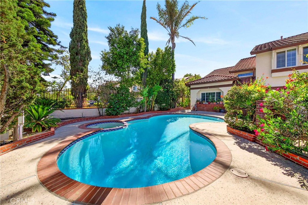 Property photo 36