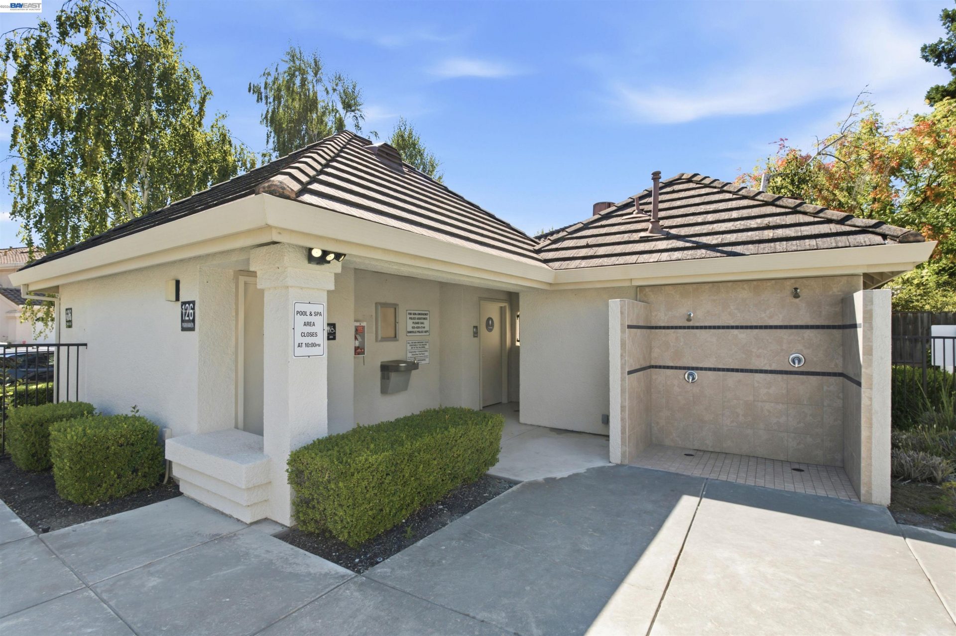 Property photo 38
