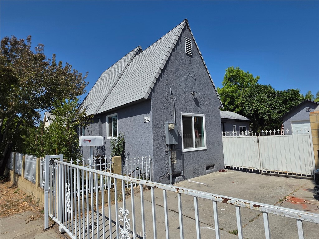 Property photo 35