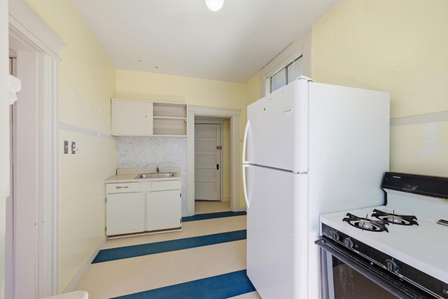 Property photo 32