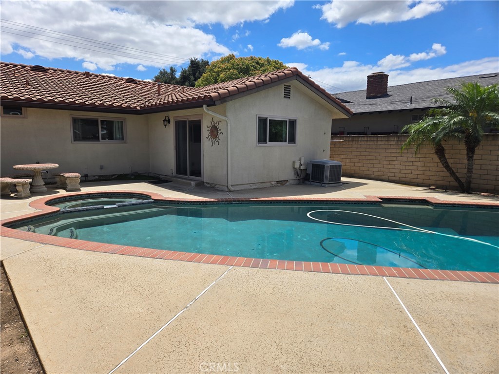 Property photo 32