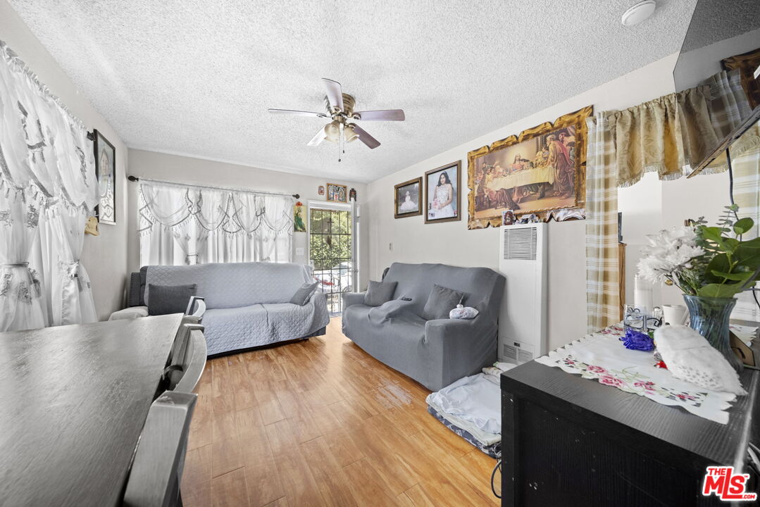 Property photo 25