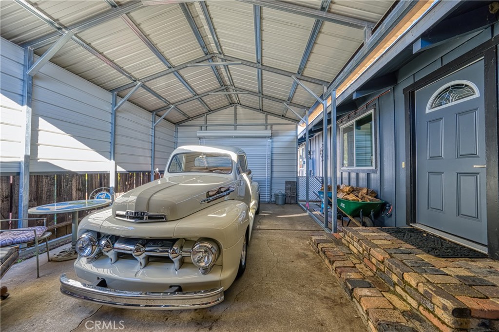 Property photo 31