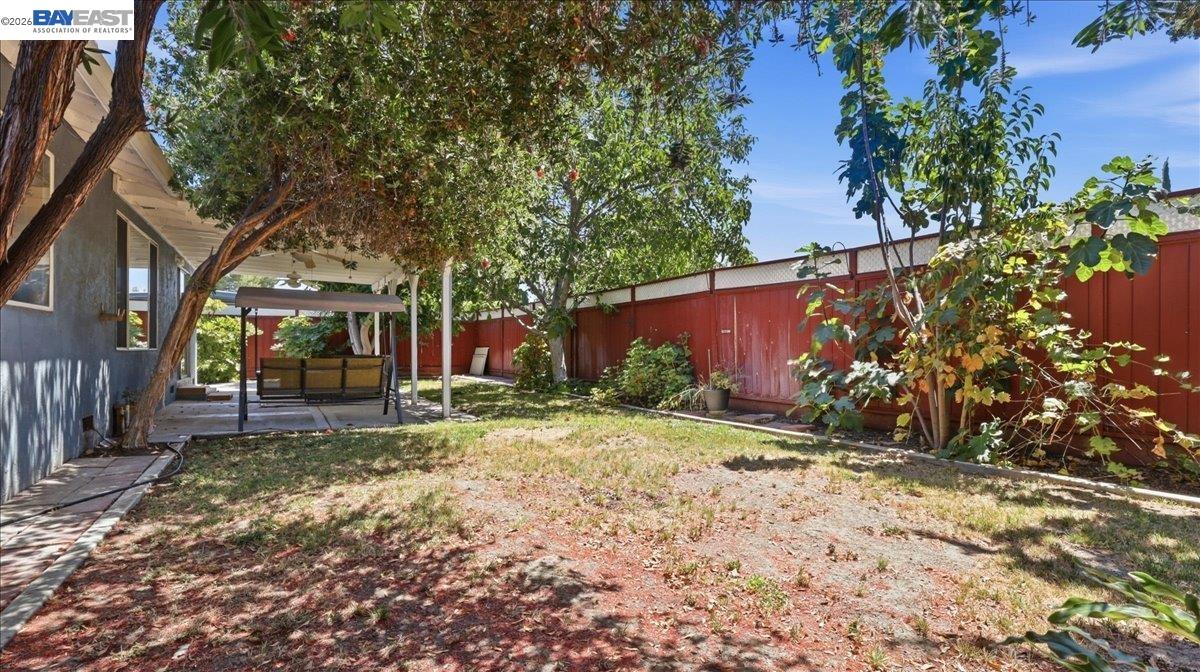 Property photo 35