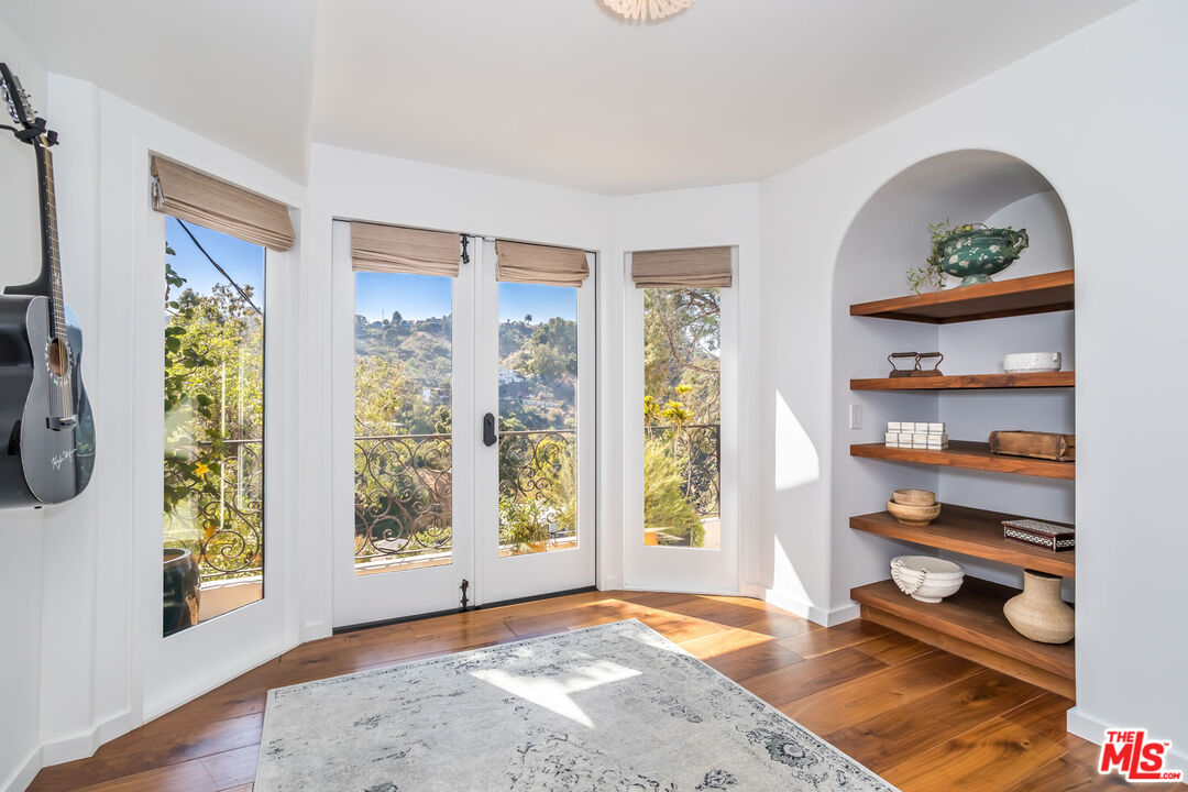 Property photo 24