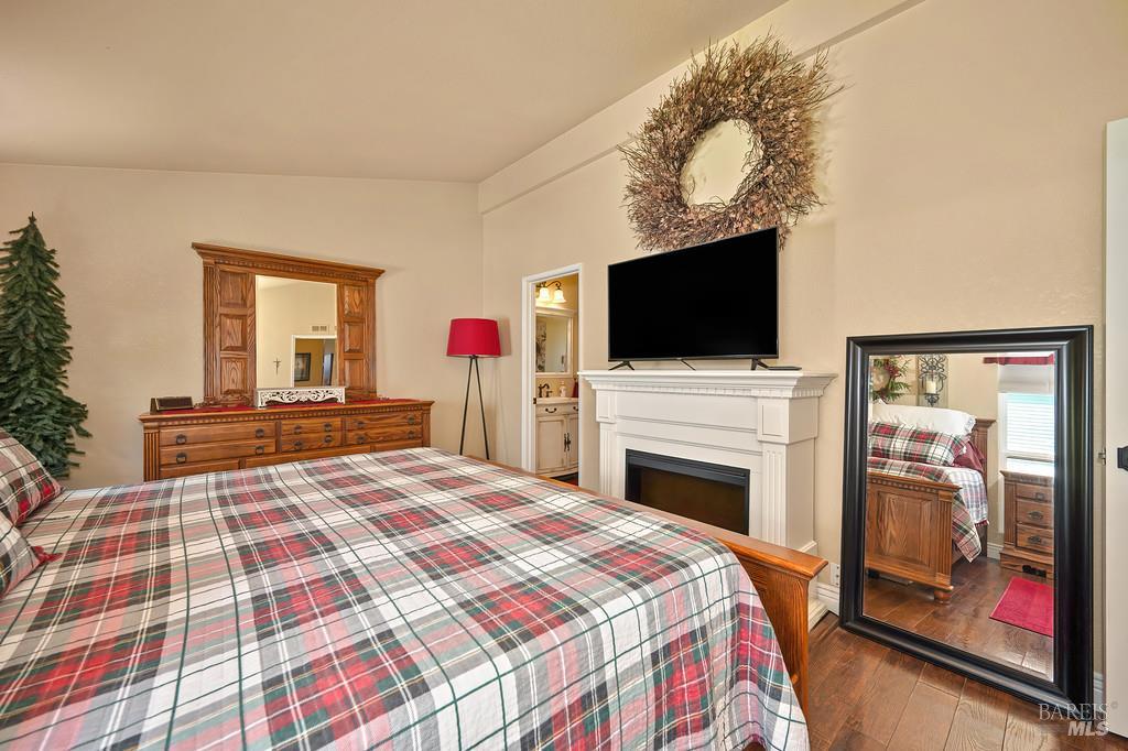 Property photo 33