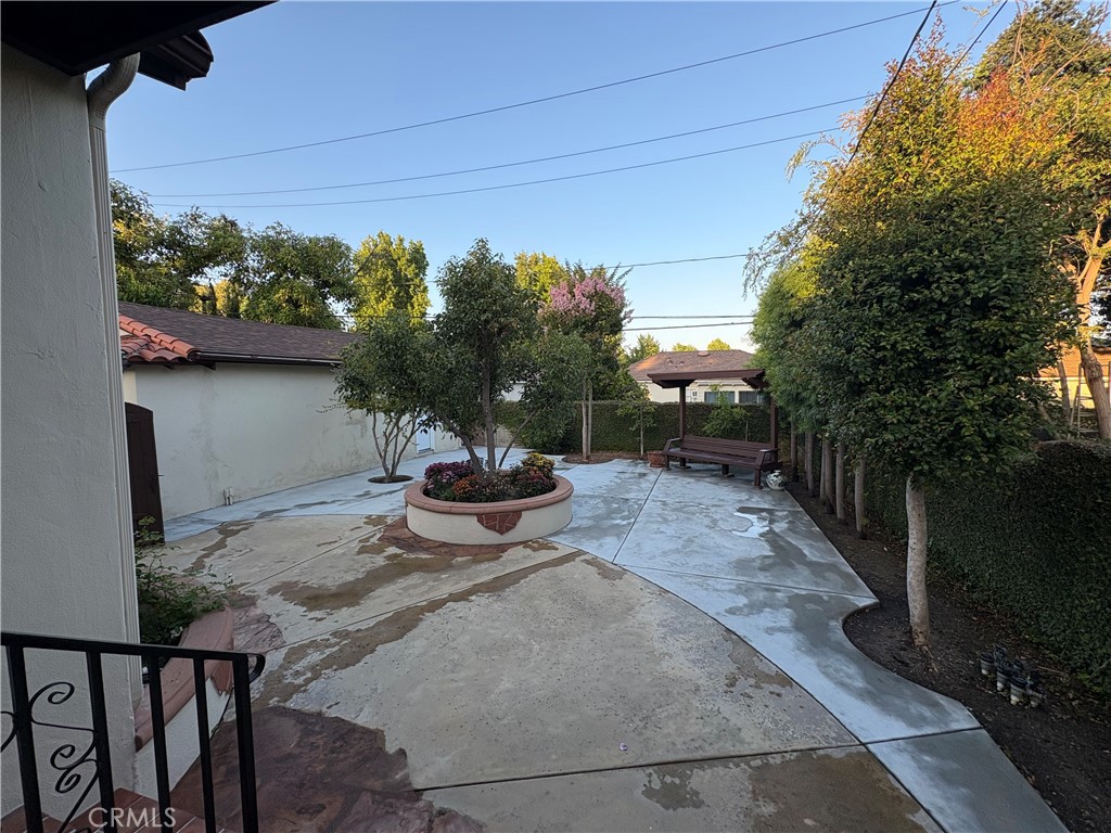 Property photo 36