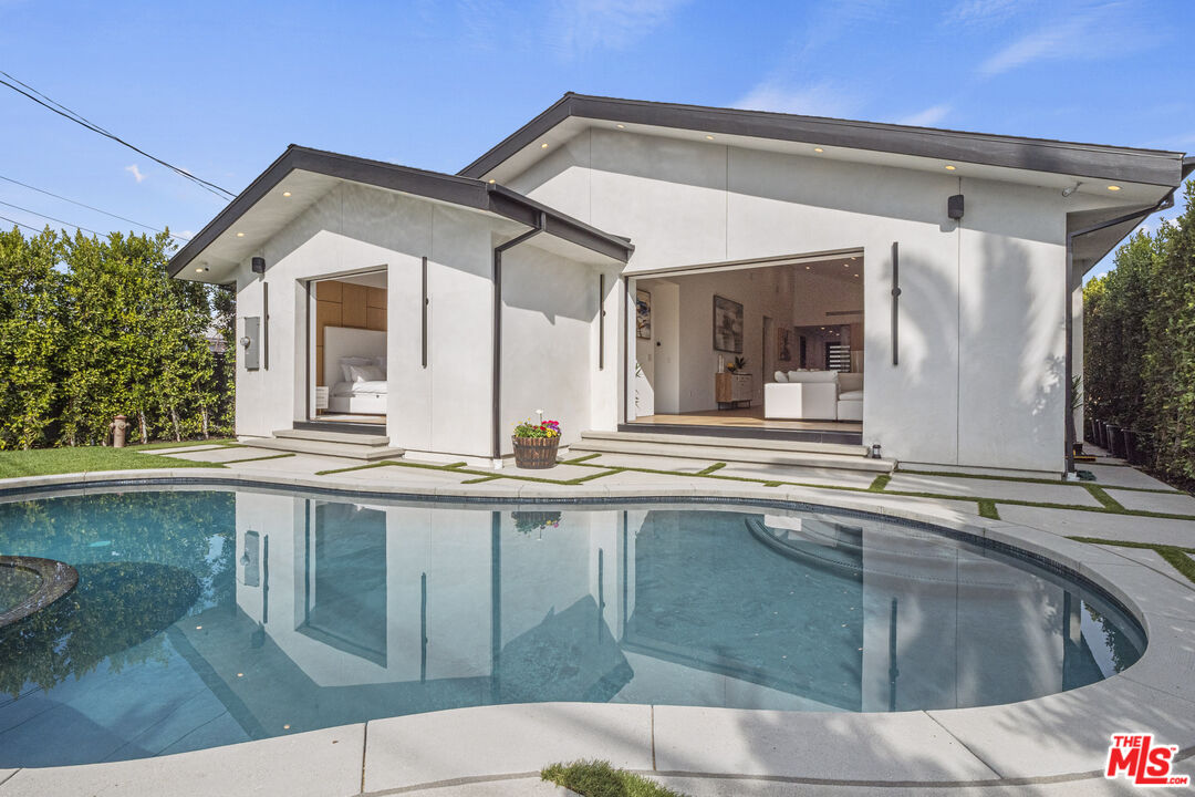 Property photo 32