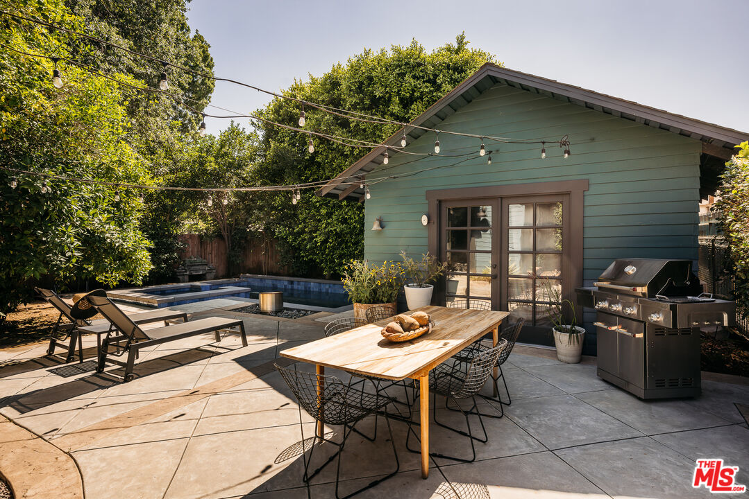 Property photo 28