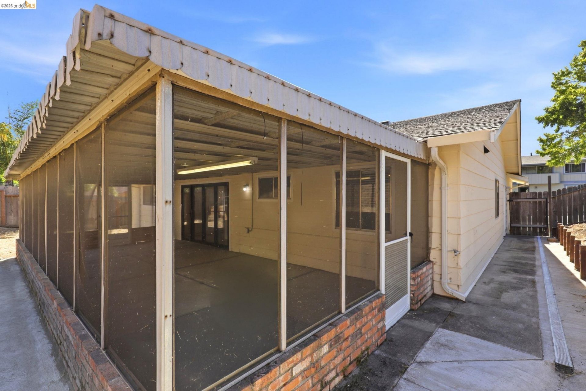 Property photo 37