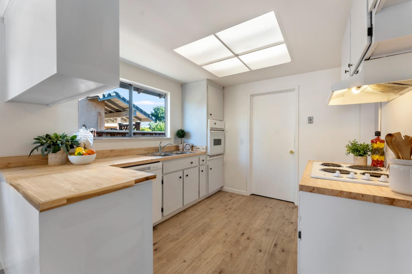 Property photo 23